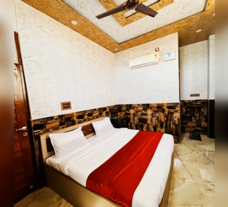 1 x Double Bed Room